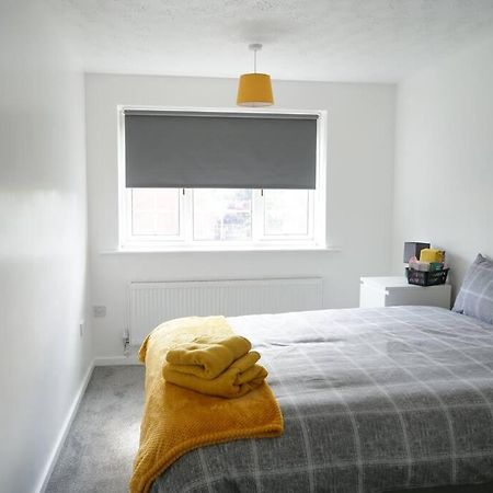 Cosy Four Bed Property With En-Suite Near To Nec Birmingham Airport And The City Экстерьер фото
